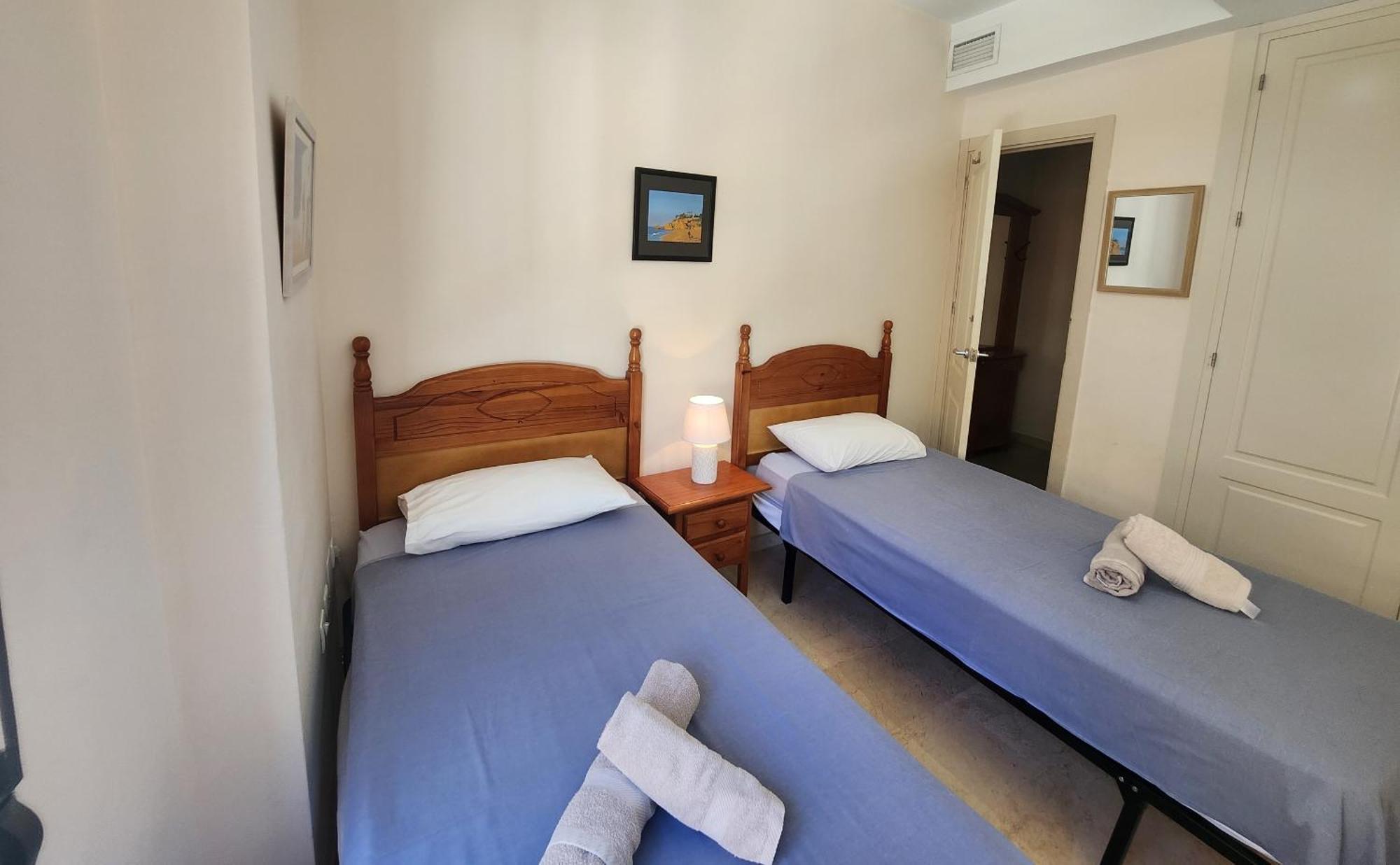 Burriana Front Line Apartment เนร์คา ภายนอก รูปภาพ
